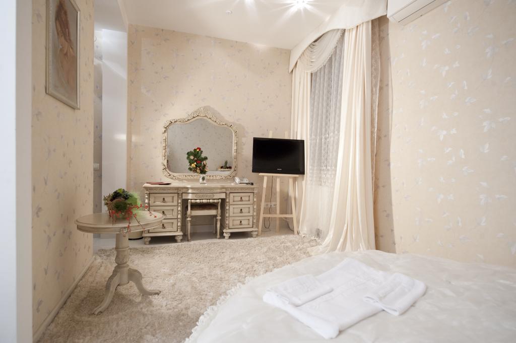 Deluxe Hotel Kupava Lviv Bilik gambar
