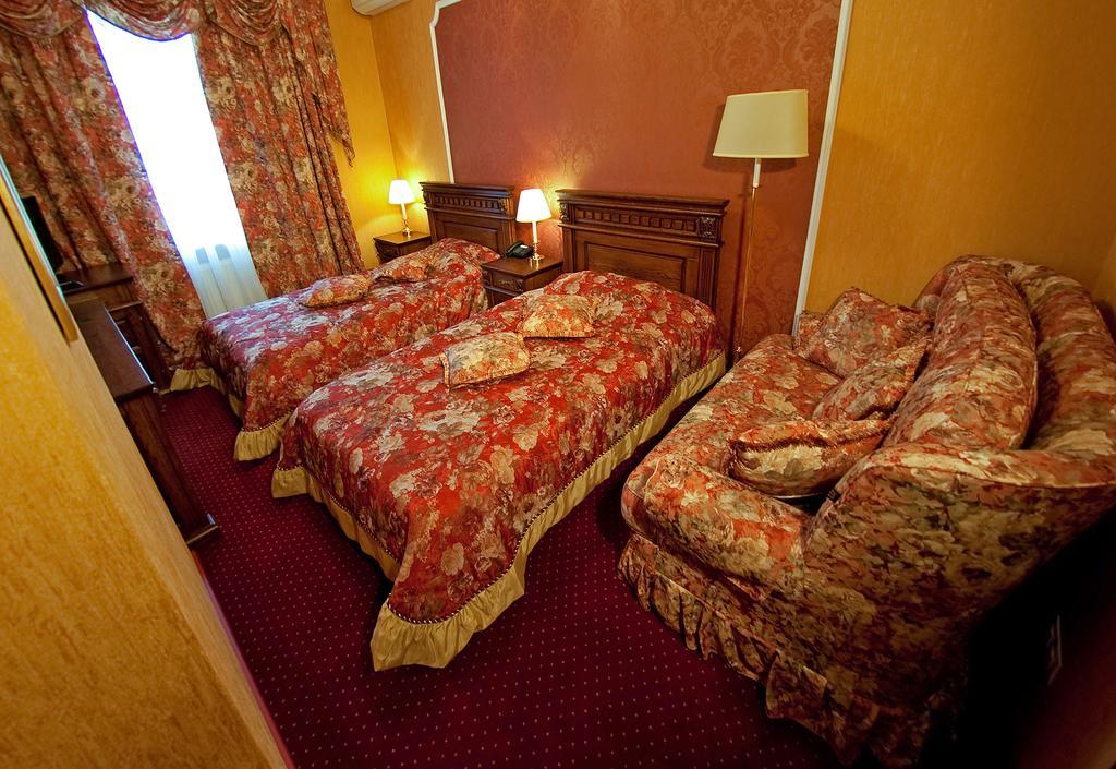 Deluxe Hotel Kupava Lviv Luaran gambar