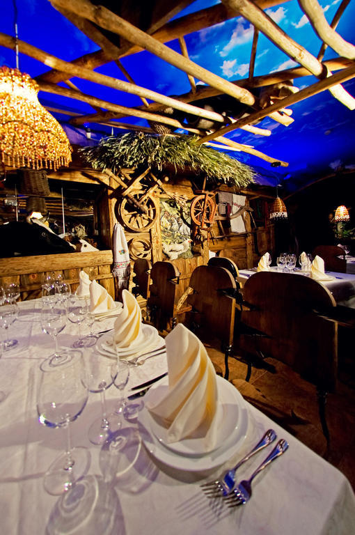 Deluxe Hotel Kupava Lviv Luaran gambar
