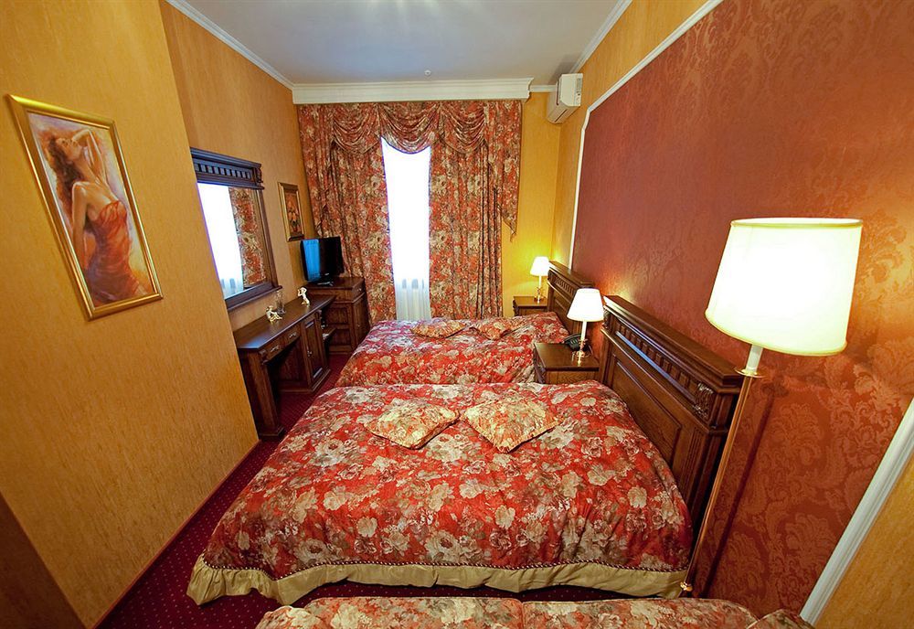 Deluxe Hotel Kupava Lviv Luaran gambar
